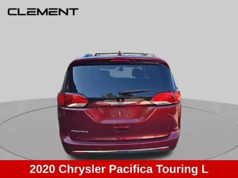 More photos of 2020 Chrysler Pacifica Touring L at Clement Honda of Mansfield, OH