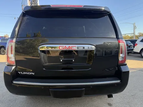 More photos of 2017 GMC YUKON DENALI at Taylor Auto Sales, Inc., AR