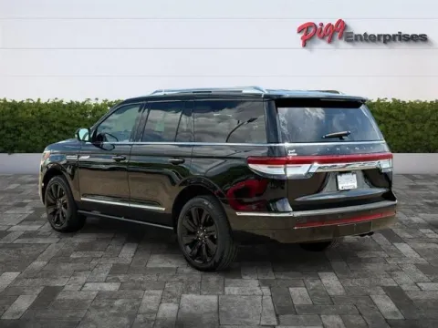 Photos of 2022 LINCOLN NAVIGATOR RESERVE 4WD for sale in Prattville, AL at Pigg Enterprises