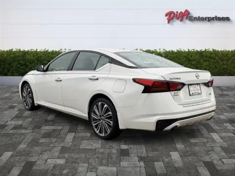 Photos of 2023 NISSAN ALTIMA SL AWD for sale in Prattville, AL at Pigg Enterprises
