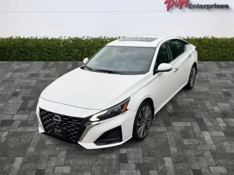 More photos of 2023 NISSAN ALTIMA SL AWD at Pigg Enterprises, AL