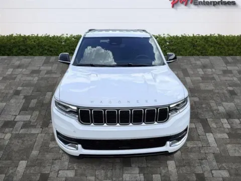 More photos of 2024 JEEP WAGONEER 4WD at Pigg Enterprises, AL
