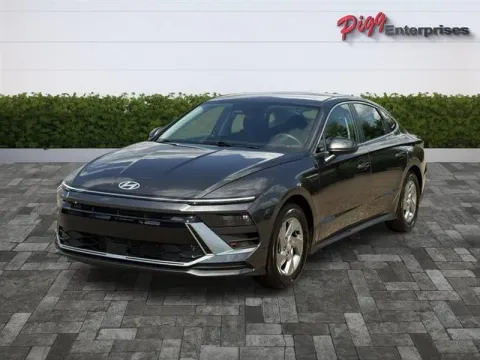 More photos of 2025 HYUNDAI SONATA SE at Pigg Enterprises, AL