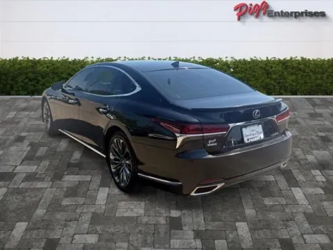 Photos of 2018 LEXUS LS 500 TURBO for sale in Prattville, AL at Pigg Enterprises