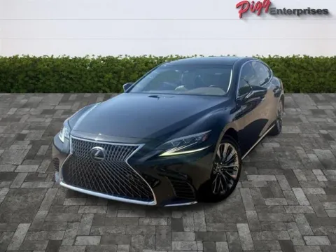 More photos of 2018 LEXUS LS 500 TURBO at Pigg Enterprises, AL