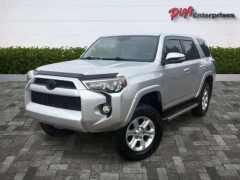 More photos of 2018 TOYOTA 4RUNNER SR5 PREMIUM 4WD at Pigg Enterprises, AL