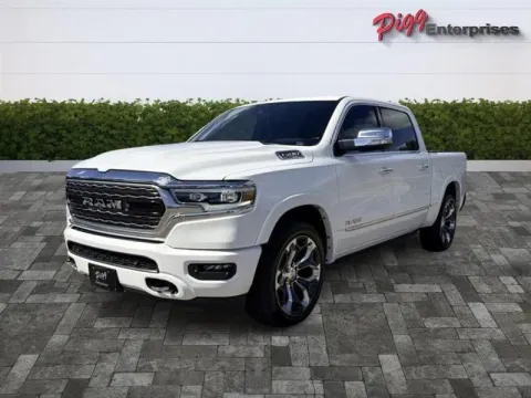 More photos of 2022 RAM 1500 LIMITED at Pigg Enterprises, AL