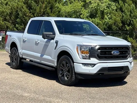 More photos of 2022 FORD F-150 CREW CAB XLT 4WD at Pigg Enterprises, AL