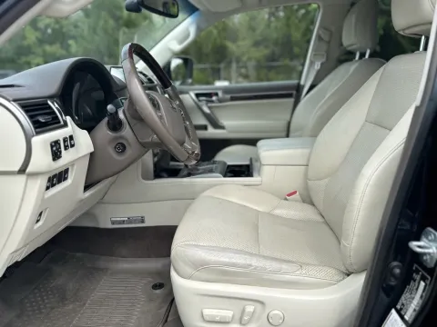 More photos of 2017 LEXUS GX 460 LUXURY AWD at Pigg Enterprises, AL