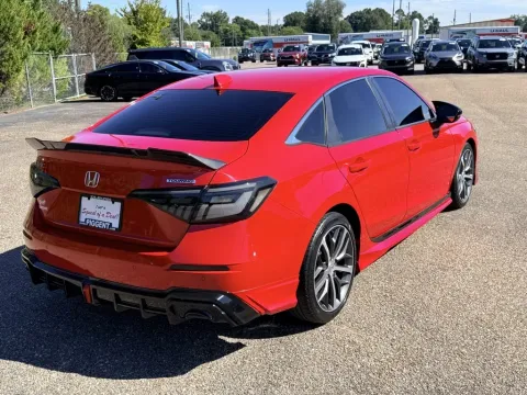 More photos of 2022 HONDA CIVIC TOURING at Pigg Enterprises, AL