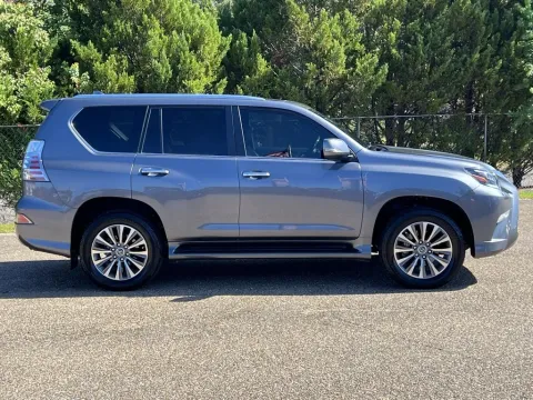 More photos of 2023 LEXUS GX 460 LUXURY AWD at Pigg Enterprises, AL