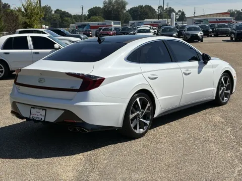 More photos of 2021 HYUNDAI SONATA SEL PLUS at Pigg Enterprises, AL
