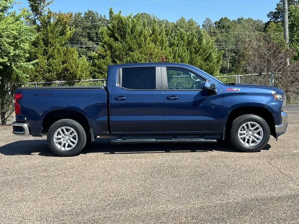 More photos of 2021 CHEVROLET SILVERADO 1500 LT at Pigg Enterprises, AL