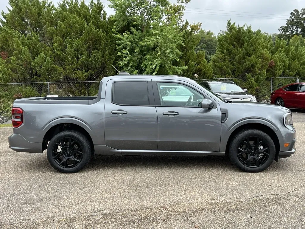 More photos of 2025 FORD MAVERICK CREW CAB LOBO 4WD at Pigg Enterprises, AL