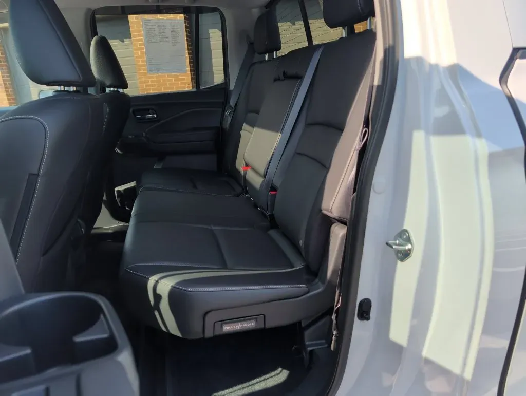 Honda Ridgeline photo 26