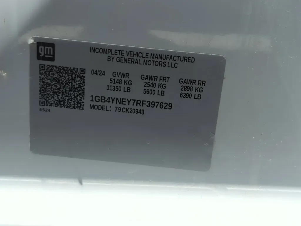 Chevrolet Silverado photo 16