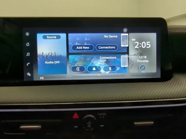 2025 Nissan Kicks SR - Photo 15