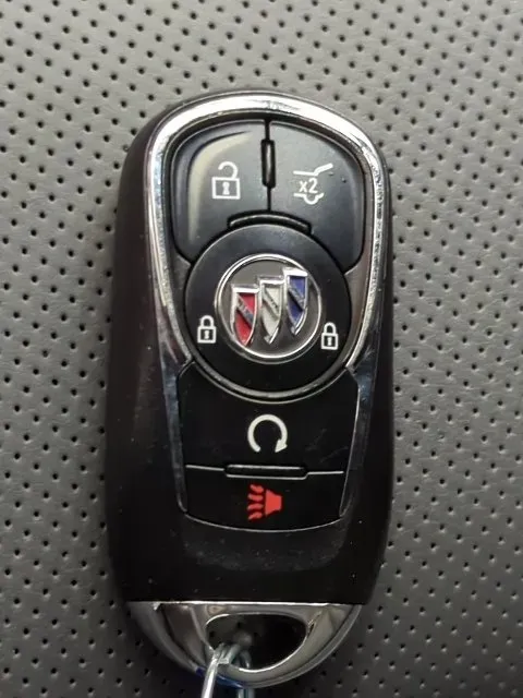 Buick Enclave photo 26