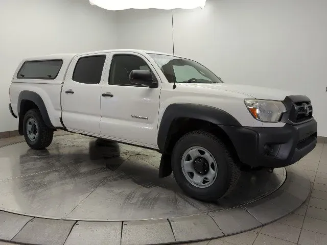 Toyota Tacoma photo 7