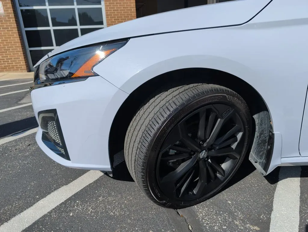 Nissan Altima photo 22