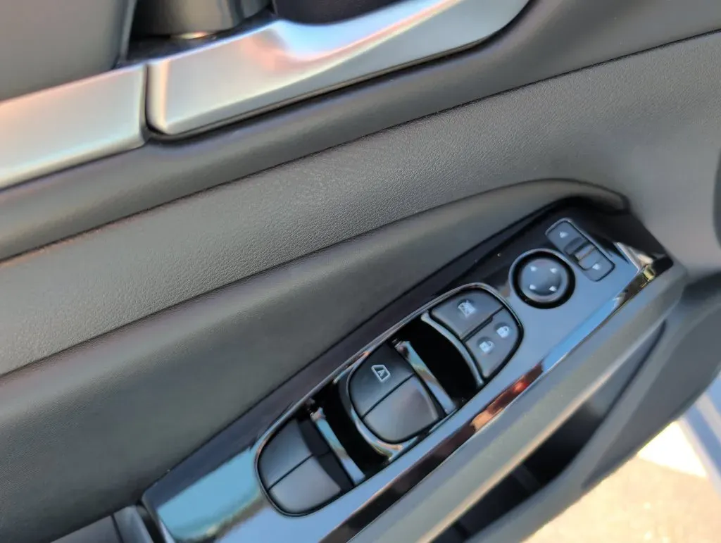 Nissan Altima photo 11