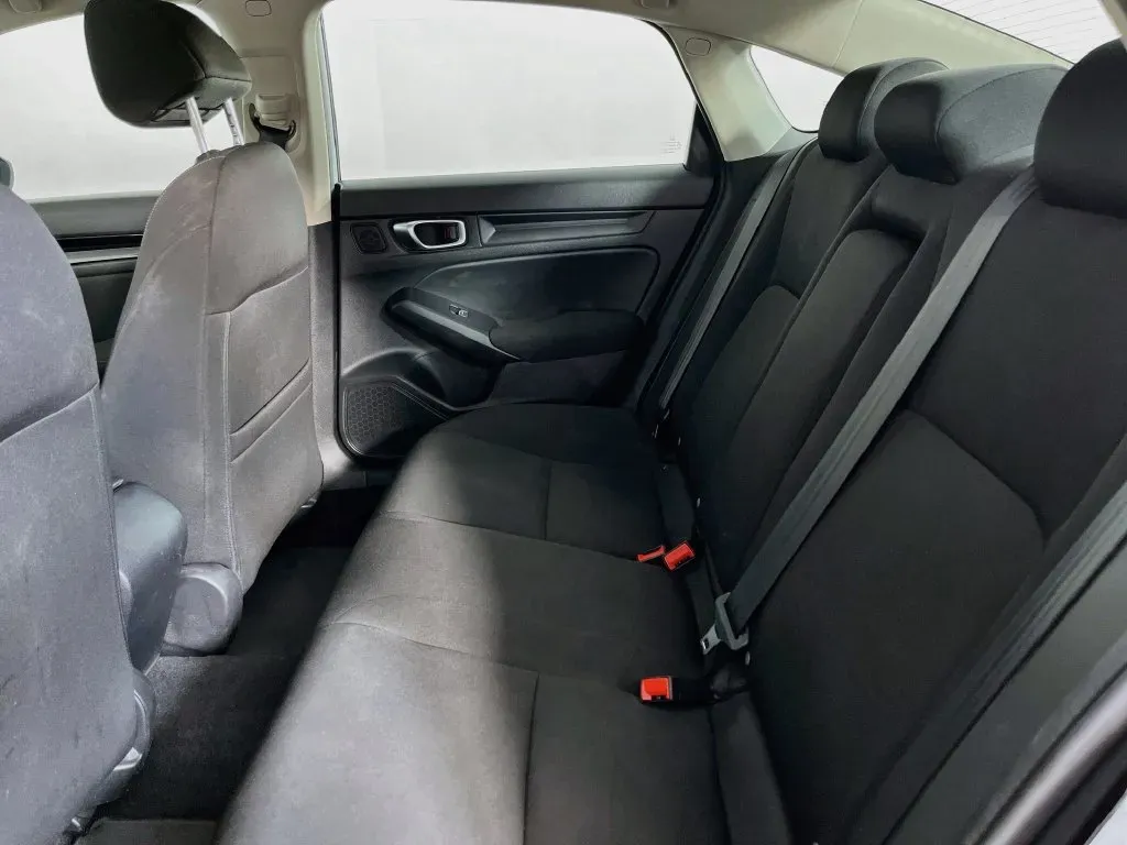 Honda Civic photo 25