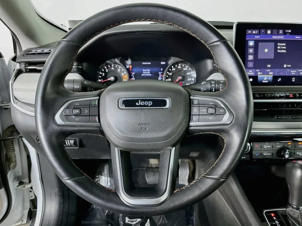 Jeep Compass photo 11