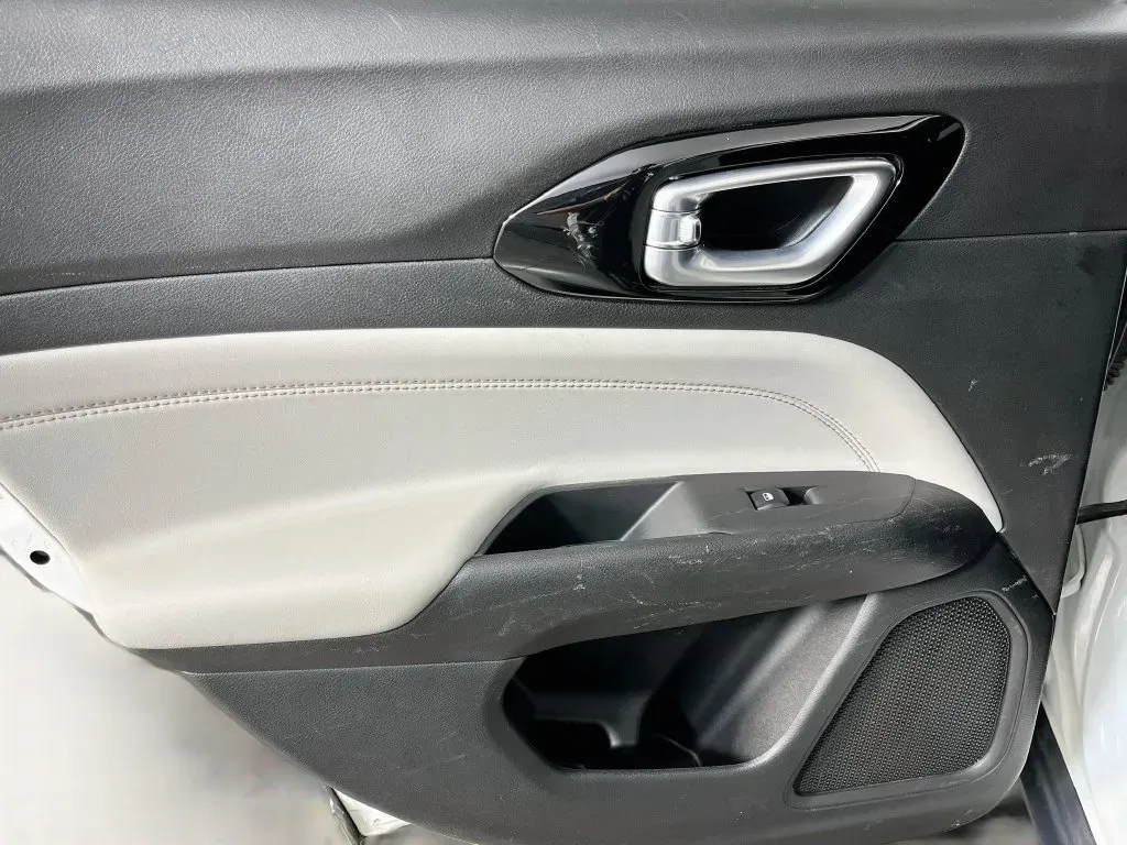 Jeep Compass photo 24