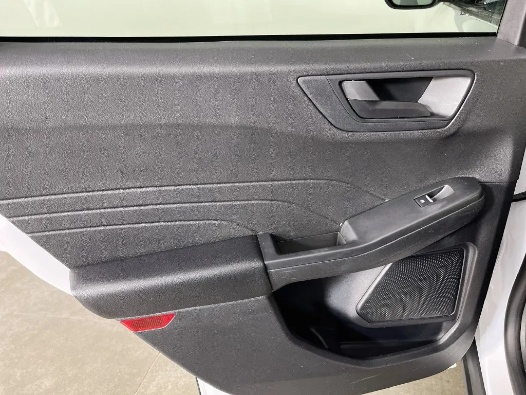 Ford Escape photo 24
