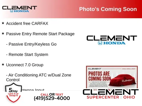 Orange 2018 Jeep Renegade Sport for sale in Mansfield, OH