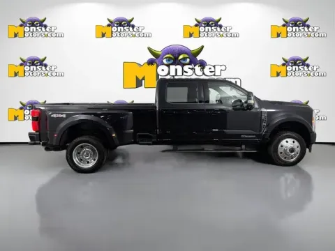 More photos of 2025 Ford F-450SD Platinum at Monster Motors - Jackson, MI, MI