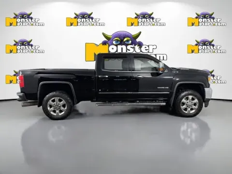 More photos of 2019 GMC Sierra 2500HD SLT at Monster Motors - Jackson, MI, MI
