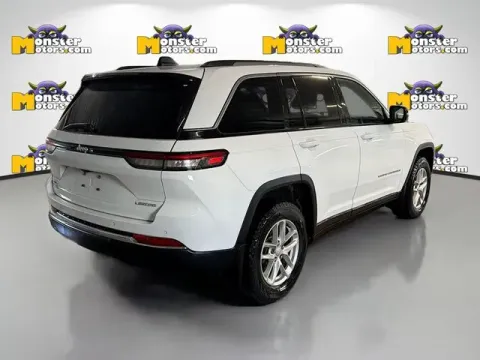 More photos of 2022 Jeep Grand Cherokee Laredo at Monster Motors - Jackson, MI, MI