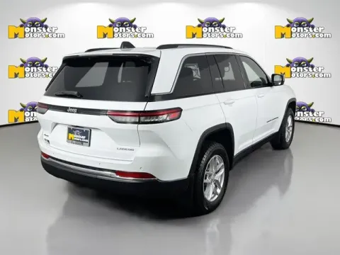 More photos of 2022 Jeep Grand Cherokee Laredo at Monster Motors - Jackson, MI, MI