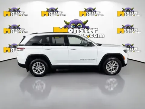 More photos of 2022 Jeep Grand Cherokee Laredo at Monster Motors - Jackson, MI, MI