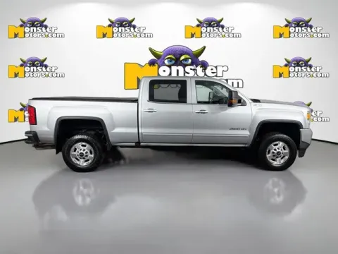 More photos of 2017 GMC Sierra 2500HD SLE at Monster Motors - Jackson, MI, MI