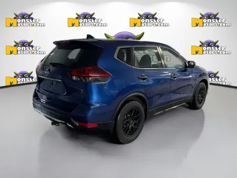 More photos of 2019 Nissan Rogue at Monster Motors - Jackson, MI, MI