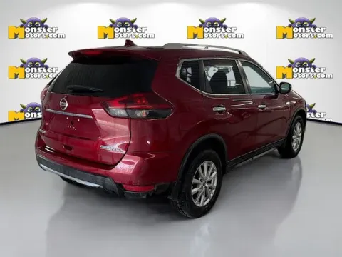 More photos of 2020 Nissan Rogue at Monster Motors - Jackson, MI, MI