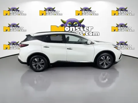 More photos of 2019 Nissan Murano SL at Monster Motors - Jackson, MI, MI