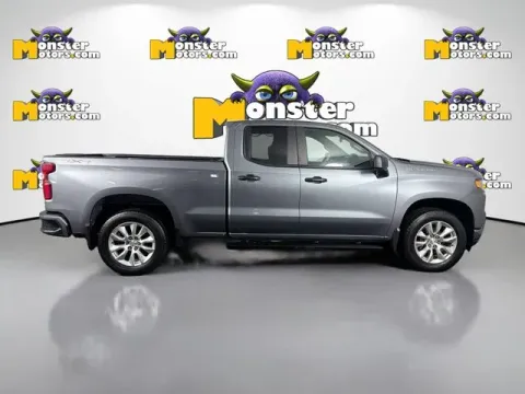 More photos of 2019 Chevrolet Silverado 1500 Custom at Monster Motors - Jackson, MI, MI