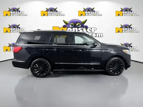 More photos of 2020 Lincoln Navigator Reserve at Monster Motors - Jackson, MI, MI