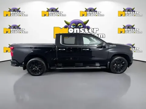 More photos of 2020 Chevrolet Silverado 1500 High Country at Monster Motors - Jackson, MI, MI
