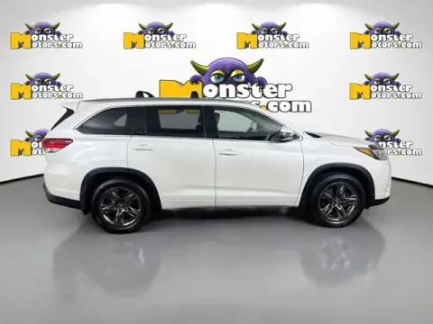 More photos of 2017 Toyota Highlander Limited at Monster Motors - Jackson, MI, MI
