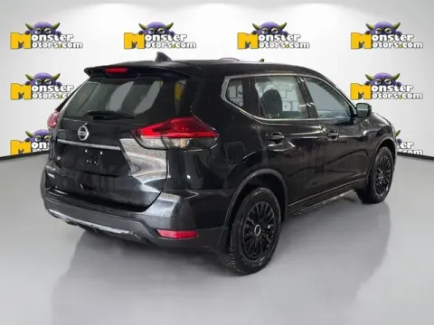 More photos of 2017 Nissan Rogue S at Monster Motors - Jackson, MI, MI