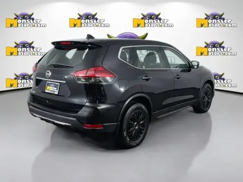 More photos of 2017 Nissan Rogue S at Monster Motors - Jackson, MI, MI
