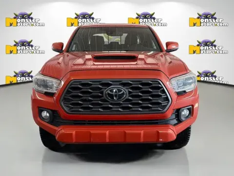 Photos of 2018 Toyota Tacoma SR5 for sale in Michigan Center, MI at Monster Motors - Jackson, MI