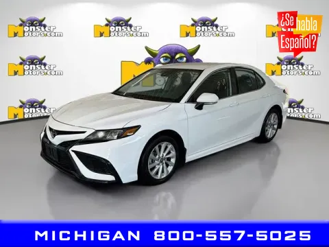 White 2024 Toyota Camry SE for sale in Michigan Center, MI