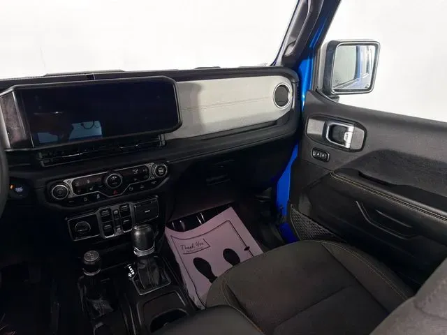 2024 Jeep Wrangler 4-Door Sahara - Photo 22