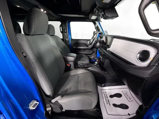 2024 Jeep Wrangler 4-Door Sahara - Photo 27
