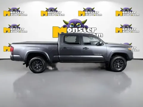 More photos of 2020 Toyota Tacoma SR5 at Monster Motors - Jackson, MI, MI